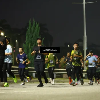 Runner Photo 6666795