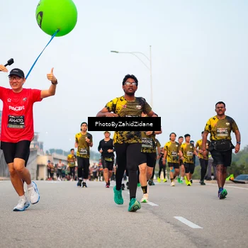 Runner Photo 6666928