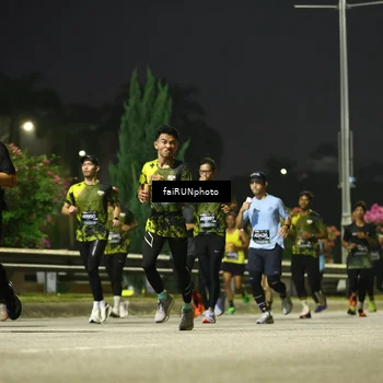 Runner Photo 6666943