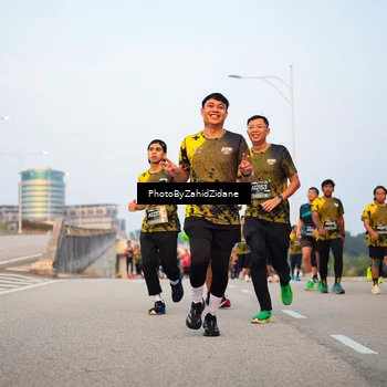 Runner Photo 6666958