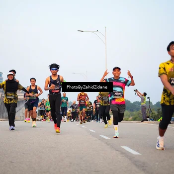 Runner Photo 6667071