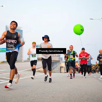 Runner Photo 6667143