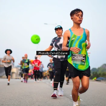 Runner Photo 6667239