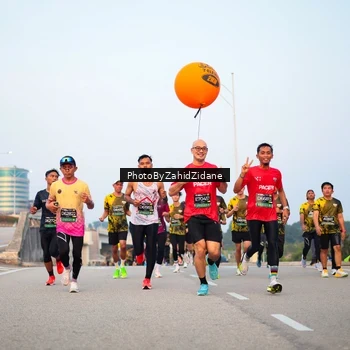 Runner Photo 6667240