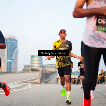 Runner Photo 6667265