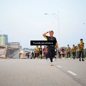 Runner Photo 6667366