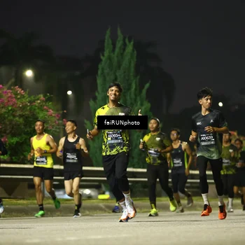 Runner Photo 6667455