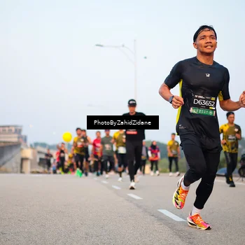 Runner Photo 6667476