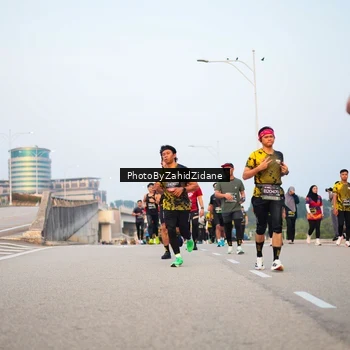Runner Photo 6667590