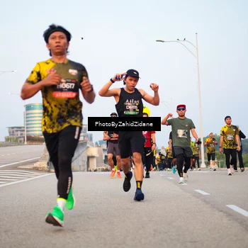 Runner Photo 6667668