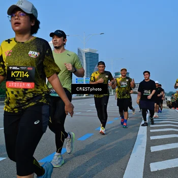 Runner Photo 6667775