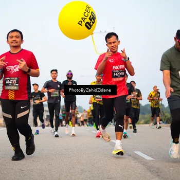 Runner Photo 6667835