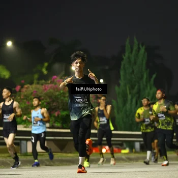 Runner Photo 6667871