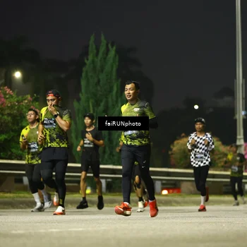 Runner Photo 6667874