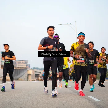 Runner Photo 6667892