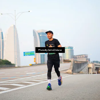 Runner Photo 6667900