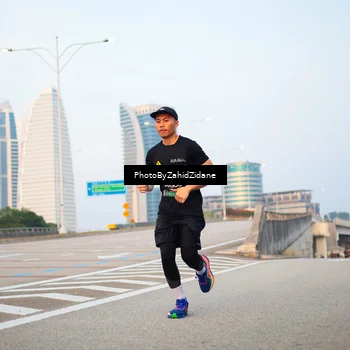 Runner Photo 6667913