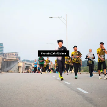 Runner Photo 6667968