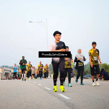 Runner Photo 6667974