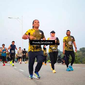 Runner Photo 6668243