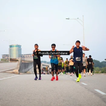 Runner Photo 6668273