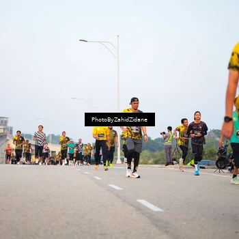 Runner Photo 6668670