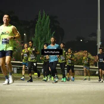 Runner Photo 6668696