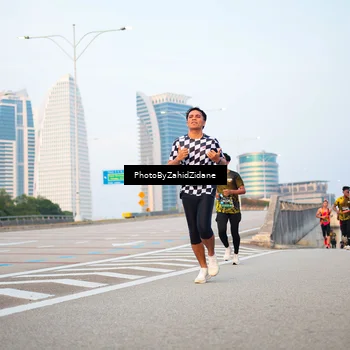 Runner Photo 6668735