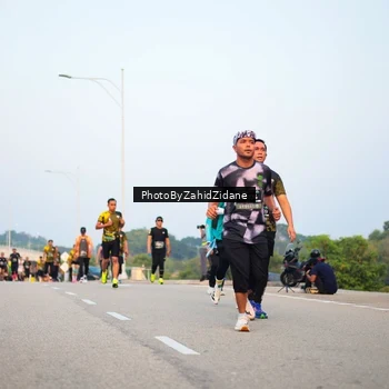 Runner Photo 6668852