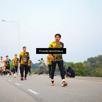 Runner Photo 6668898