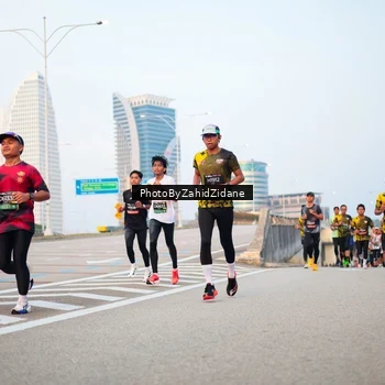 Runner Photo 6668935