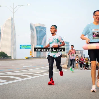 Runner Photo 6668936