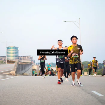 Runner Photo 6668998