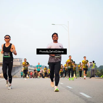 Runner Photo 6668999