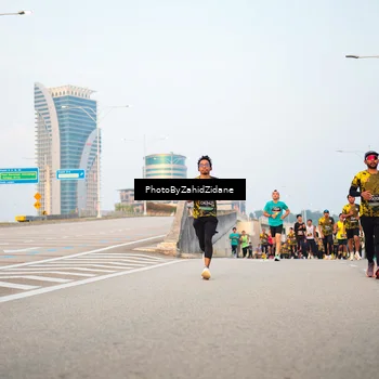 Runner Photo 6669000