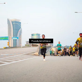Runner Photo 6669003