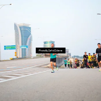 Runner Photo 6669022
