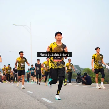 Runner Photo 6669031