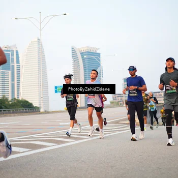 Runner Photo 6669100