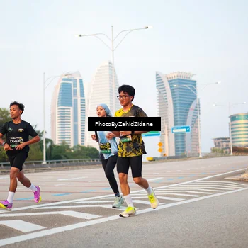 Runner Photo 6669112