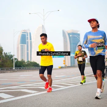 Runner Photo 6669178