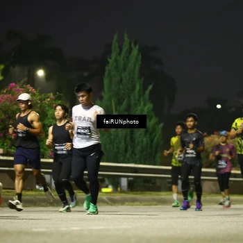 Runner Photo 6669453