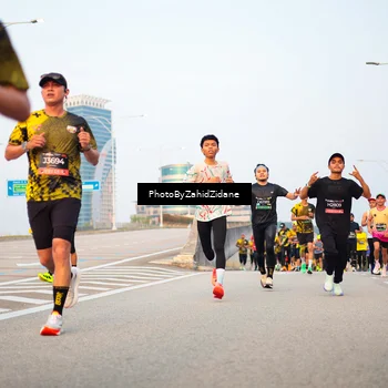 Runner Photo 6669576
