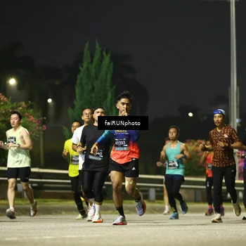 Runner Photo 6670171