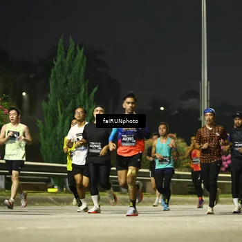 Runner Photo 6670197