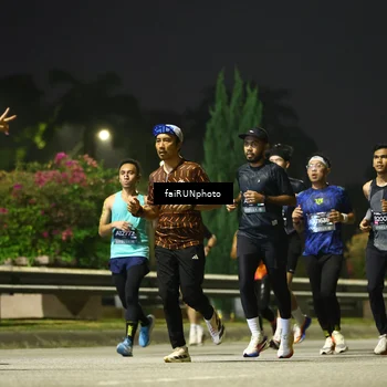 Runner Photo 6670478