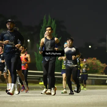 Runner Photo 6670600