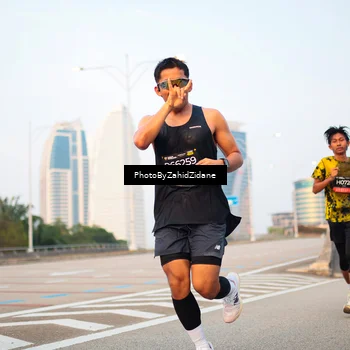 Runner Photo 6670800