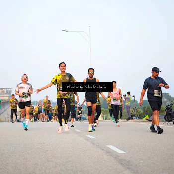 Runner Photo 6670906
