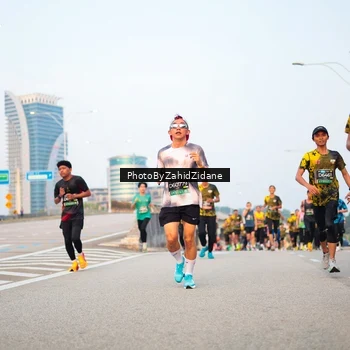 Runner Photo 6671045